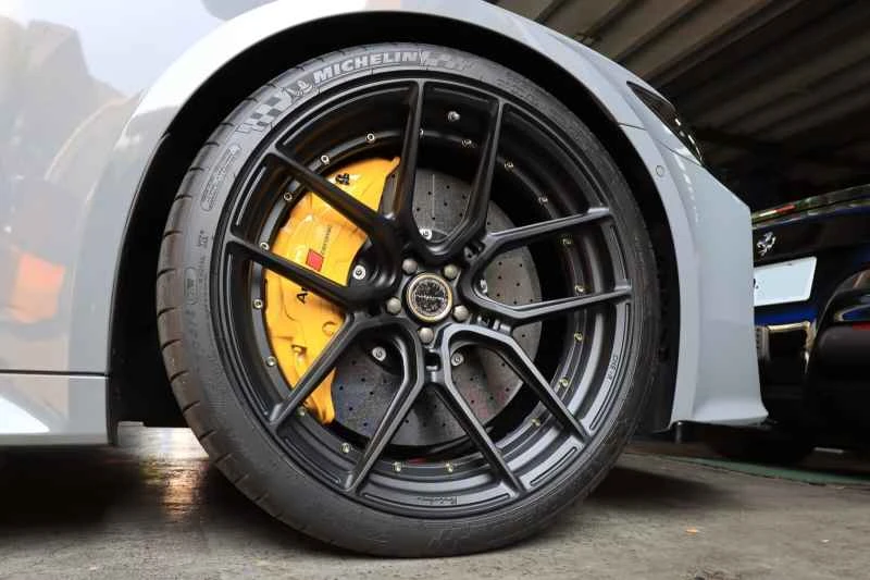 鍛造、スピニング、鋳造の違いは何ですか？（パート2）<br>アレルギーホイールのアップグレードに関する必須Q&A